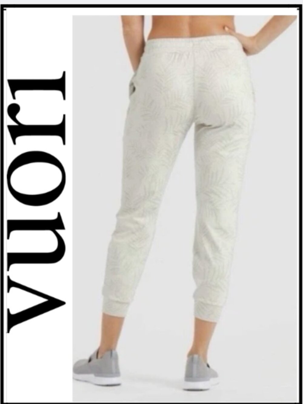 Vuori Performance Women's DreamKnit Joggers in Palm Leaf